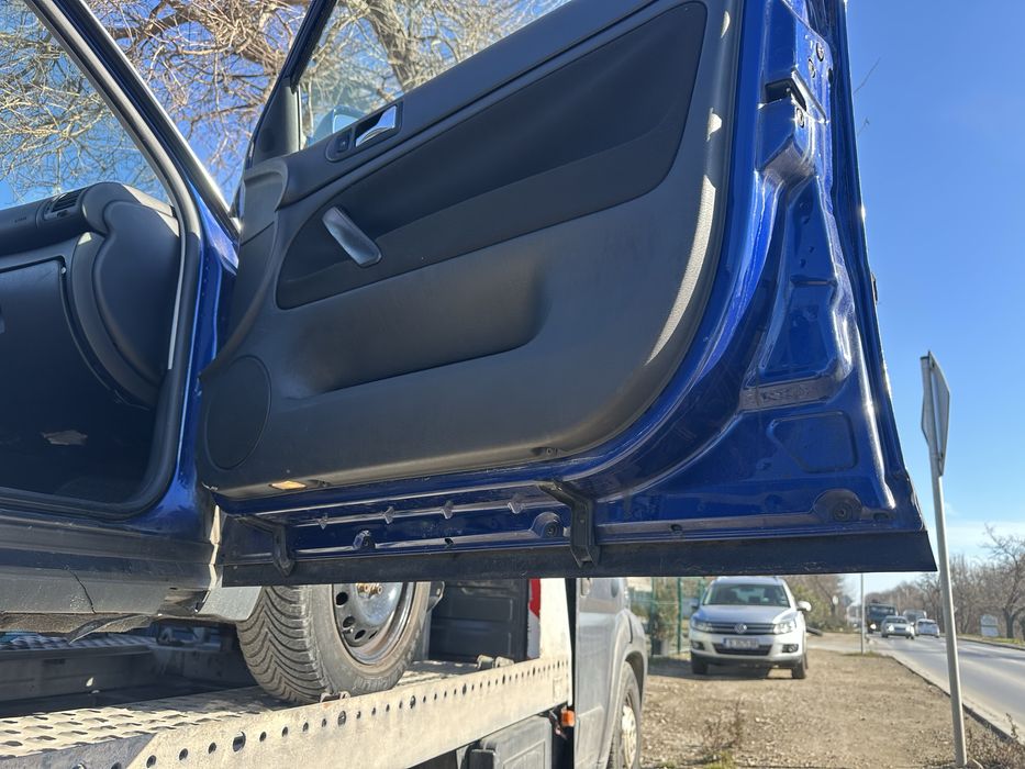 Врати десни за VW Passat 5.5 комби