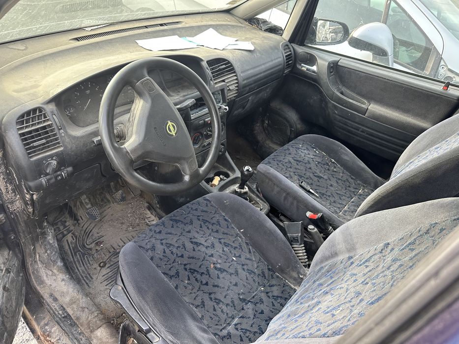 Opel Zafira 1.6 на части