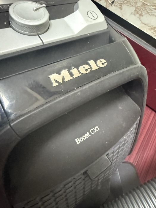 Прахосмукачка Miele Boost CX1 PowerLine - SNRF0