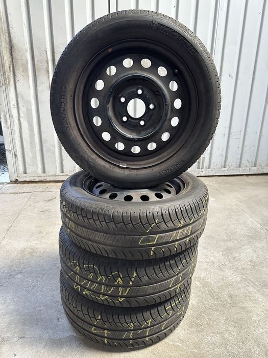 Jante originale tablă + anvelope  Hyundai, Kia /6jx16/ET/51