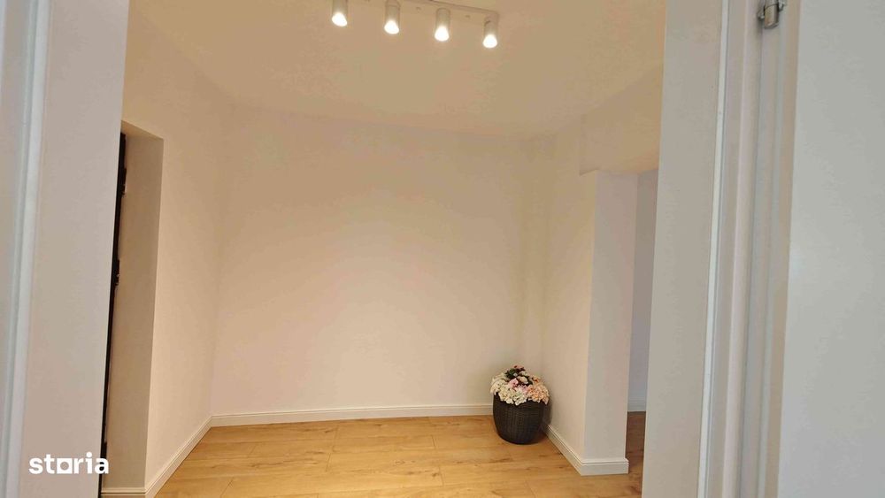 Apartament 2 Camere de Vanzare -Renovat Complet