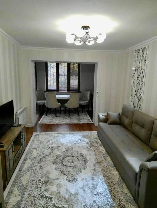 Продаётся 2/2/4 квартира,метро Космонавтов, улица Самаркандская