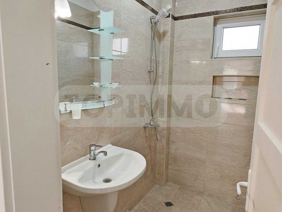 Дава се под наем Офис в Варна, Гръцка махала - 100 кв.м за 1097.01 € - Снимка #14