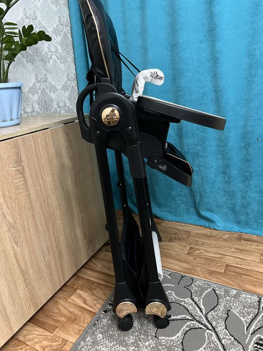 Продам стульчик для кормления