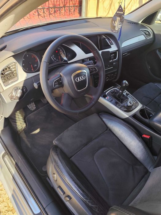 Vand Audi A4 B8 2010