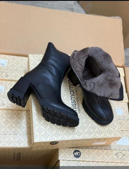 Продается зимный сапоги