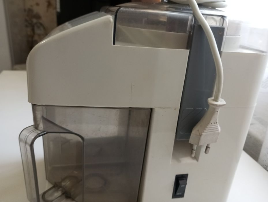 Продам соковыжималку