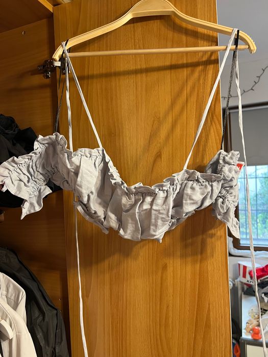 Top scurt H&M nou mărimea M
