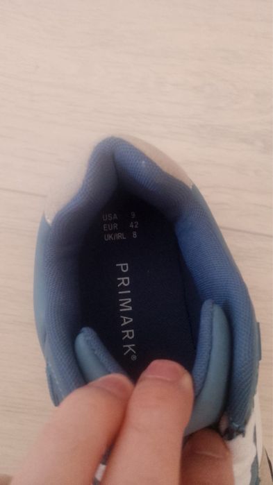 Кроссовки с Англии