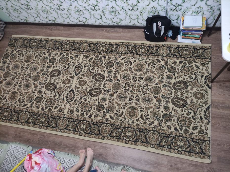Продаю  ковровую дорожку