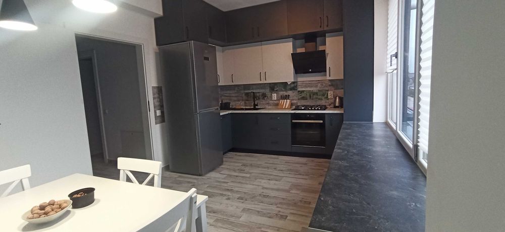 Inchiriez Apartament