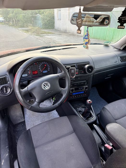 Volkswagen VW Golf 4 Special - 2.0 Benzina (115 CP) - An 2002 - Import Germania