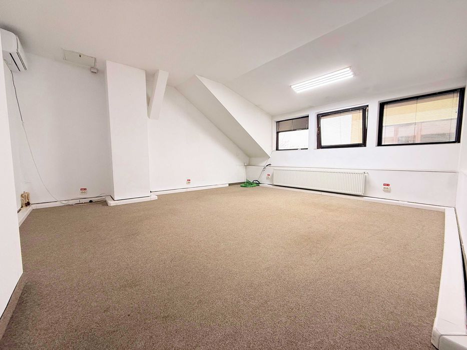 Inchiriez spatiu pentru birouri ultracentral 200 mp