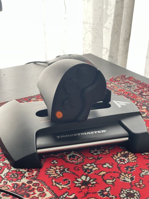 HOTAS thrustmaster t16000M