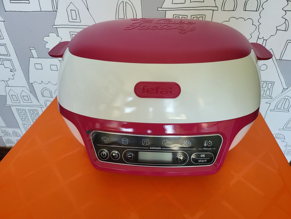 Уред за десерти и сладкиши Tefal Cake Factory Delices кейкове мъфини
