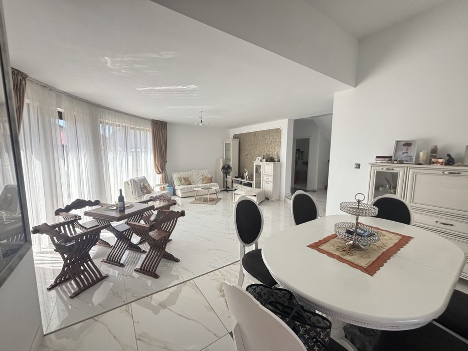 Vand casa noua Mosnita 330000 euro