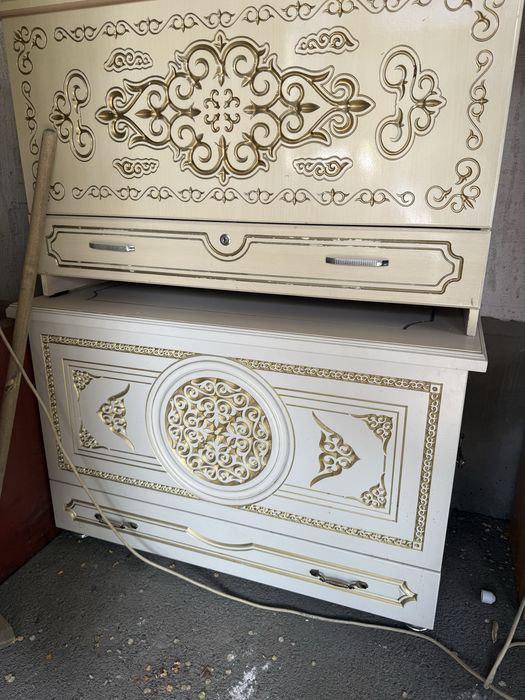 Шкафы, пиналы, сундуки