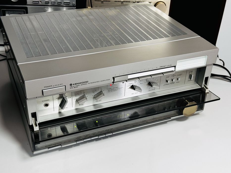 Amplificator de fidelitate KENWOOD KA-800,MM/MC,0.009%,anii 1980,Japan