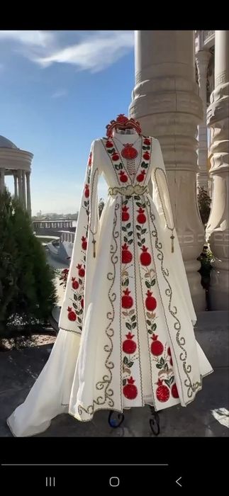 Ansanbel Buxarski anor nuxsa juda yaxshi xolatda