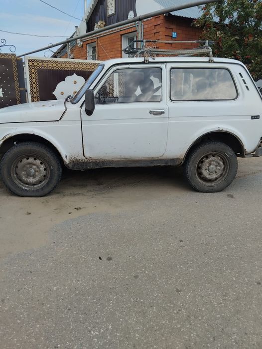 Продам автомобиль Нива