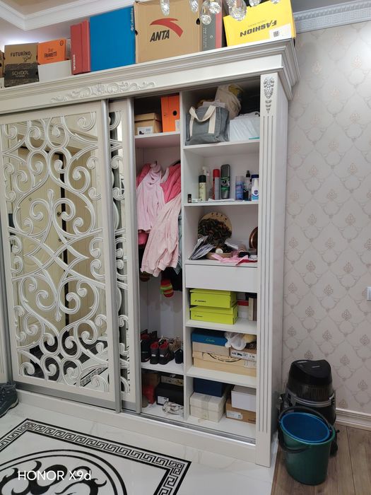 Продам шкаф-купе