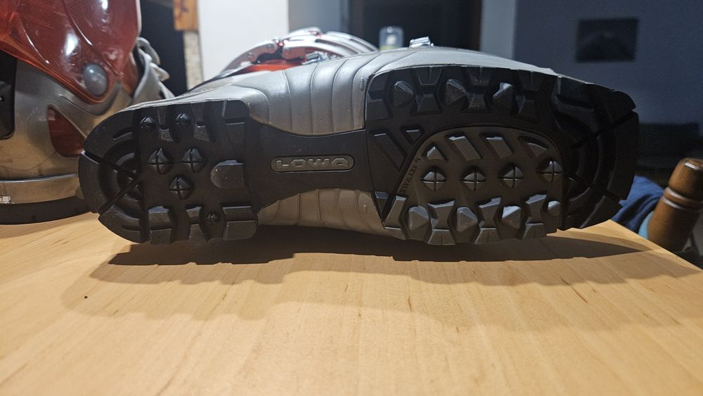 Дамски туринг ски обувки Lowa Struktura Pro Lady 37/38