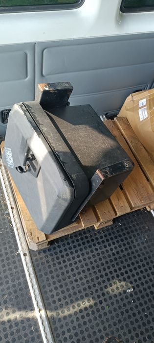 Lada scule camionetă/carosată