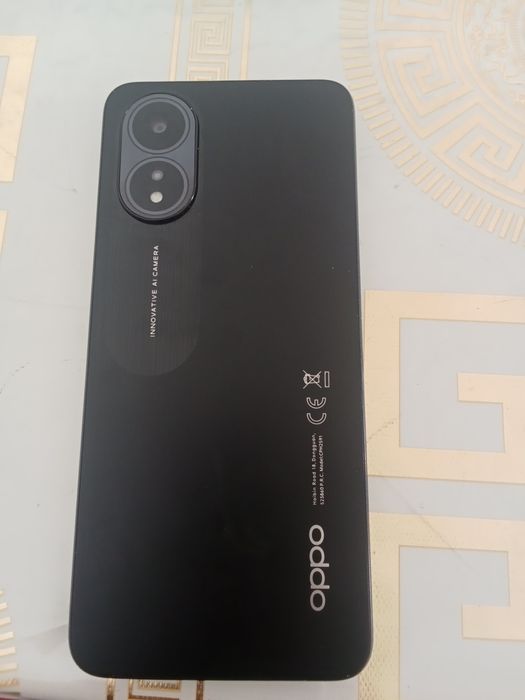 Телефон OPPO 18 зур