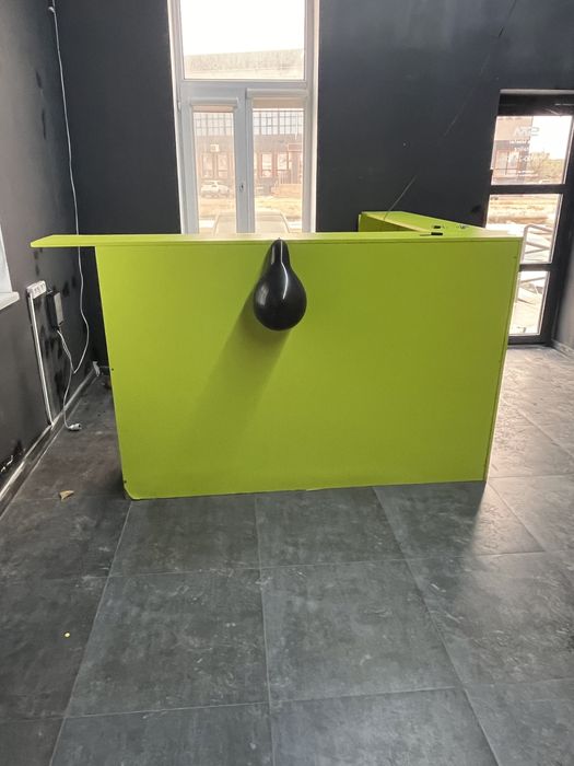 Продаётся ресепшен б/у