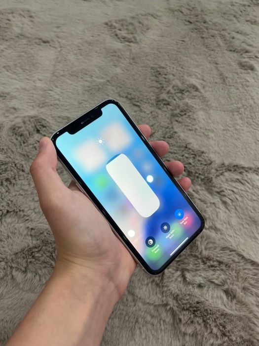 Iphone Xr Иделаьное состаяний