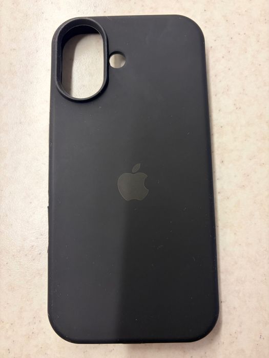 Калъфи за Iphone 17