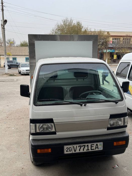 Лабо автомабил сотилади