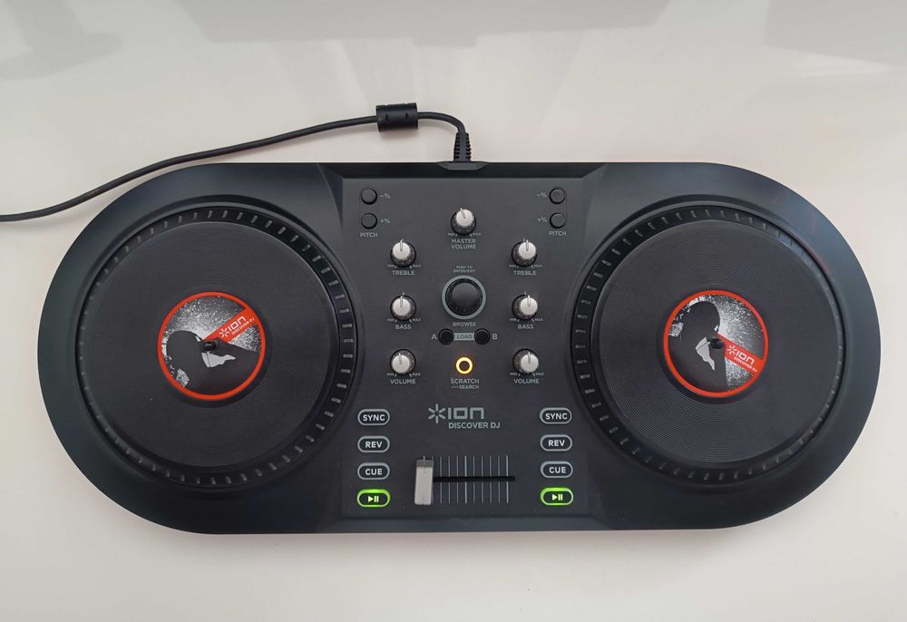 ION Discover DJ USB Controller