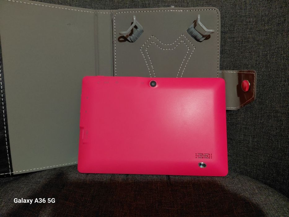 Продавам таблет, 7 инча