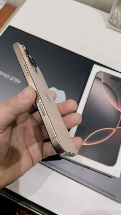 Iphone 16 pro max desert titanium