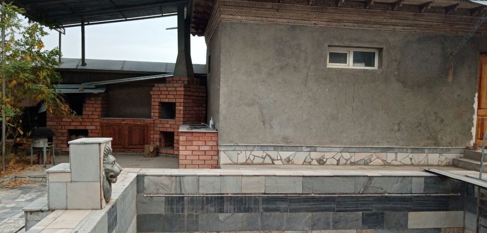 Дома на берегу Чирчика