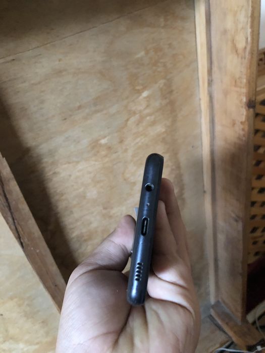 Samsung a12 sotuladiy