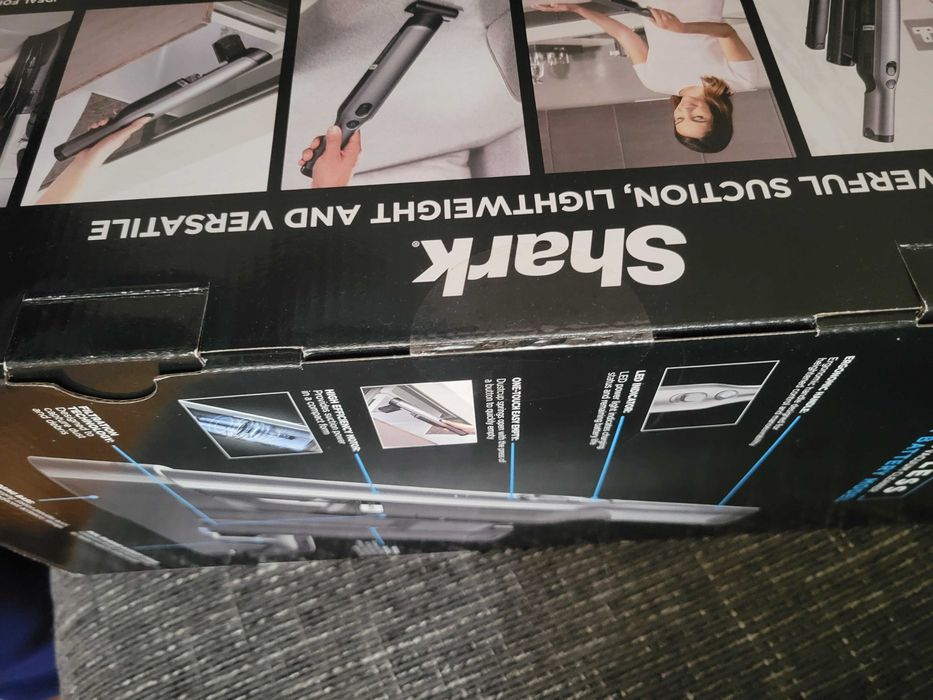 Безжична прахосмукачка Shark с две батерии