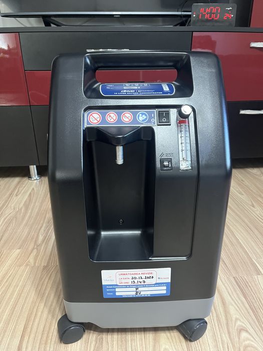 Concentrator de oxigen statiinar DeVilbiss 1025KS de 10 litri/minut, i