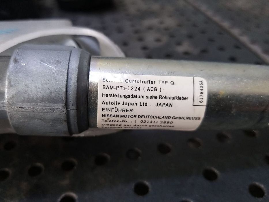 Centura siguranta stanga fata cu pretensiometru nissan juke f15 617968200a