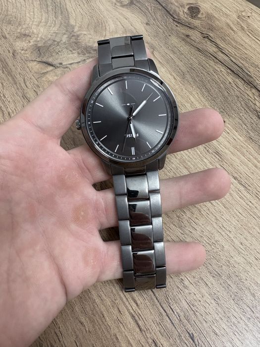 Часы от бренда Fossil