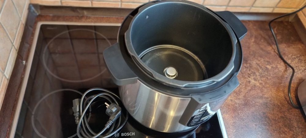 Мултикукър Philips HD2237/ All-in-one