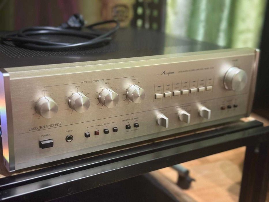 Amplificator stereo integrat Accuphase E-206