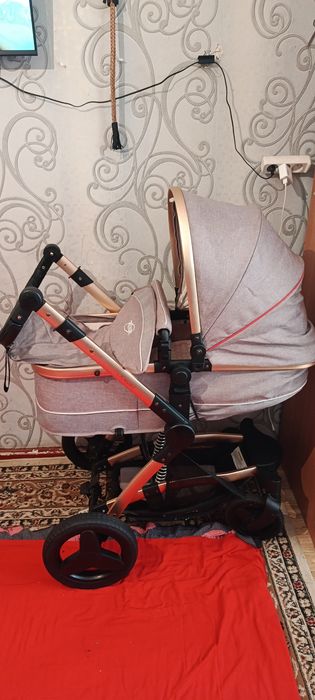 Продам в отличном состоянии  коляску