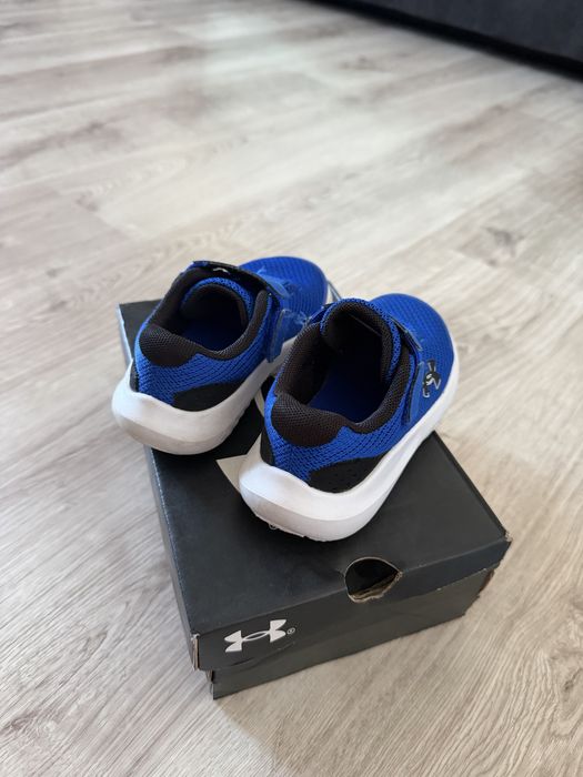 Adidasi baieti under armour nr 25