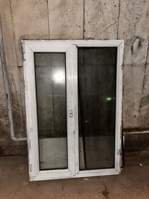 Продам пластиковое окно