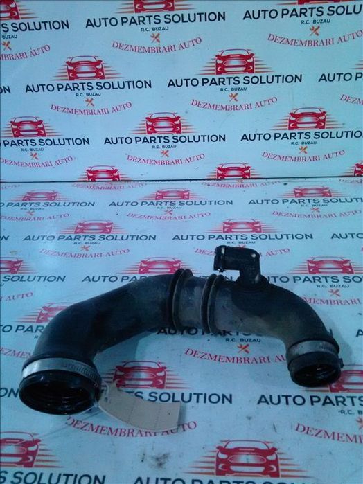 tubulatura admisie dacia logan mcv 1.5 dci an fabr. 2009