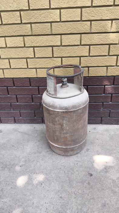 Газовый баллон маленький 25л