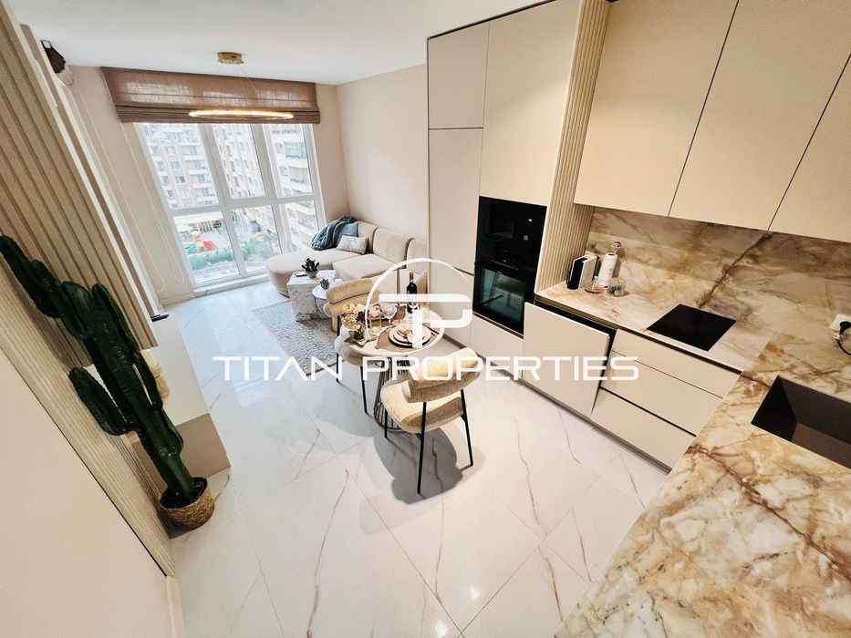 Дава се под наем Двустаен апартамент в Бургас, Зорница - 65 кв.м за 816 € - Снимка #1