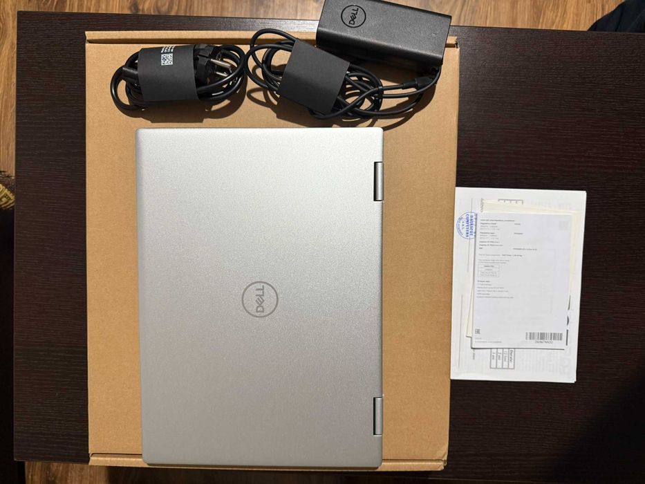 Laptop Dell Inspiron 7430 2-in-1 14-inch FHD+ Touch i5 8GB RAM LPDDR5 512 GB SSD Argintiu CA NOU Garantie